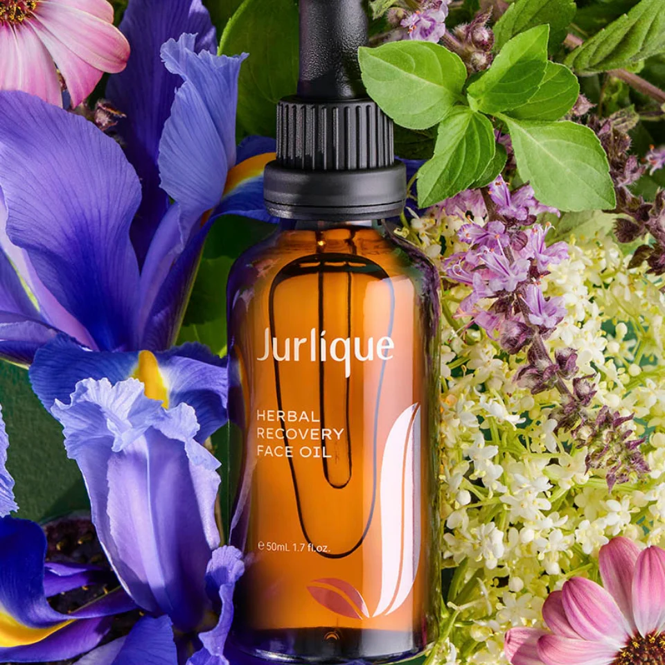 Herbal Recovery Face Oil - Image 4